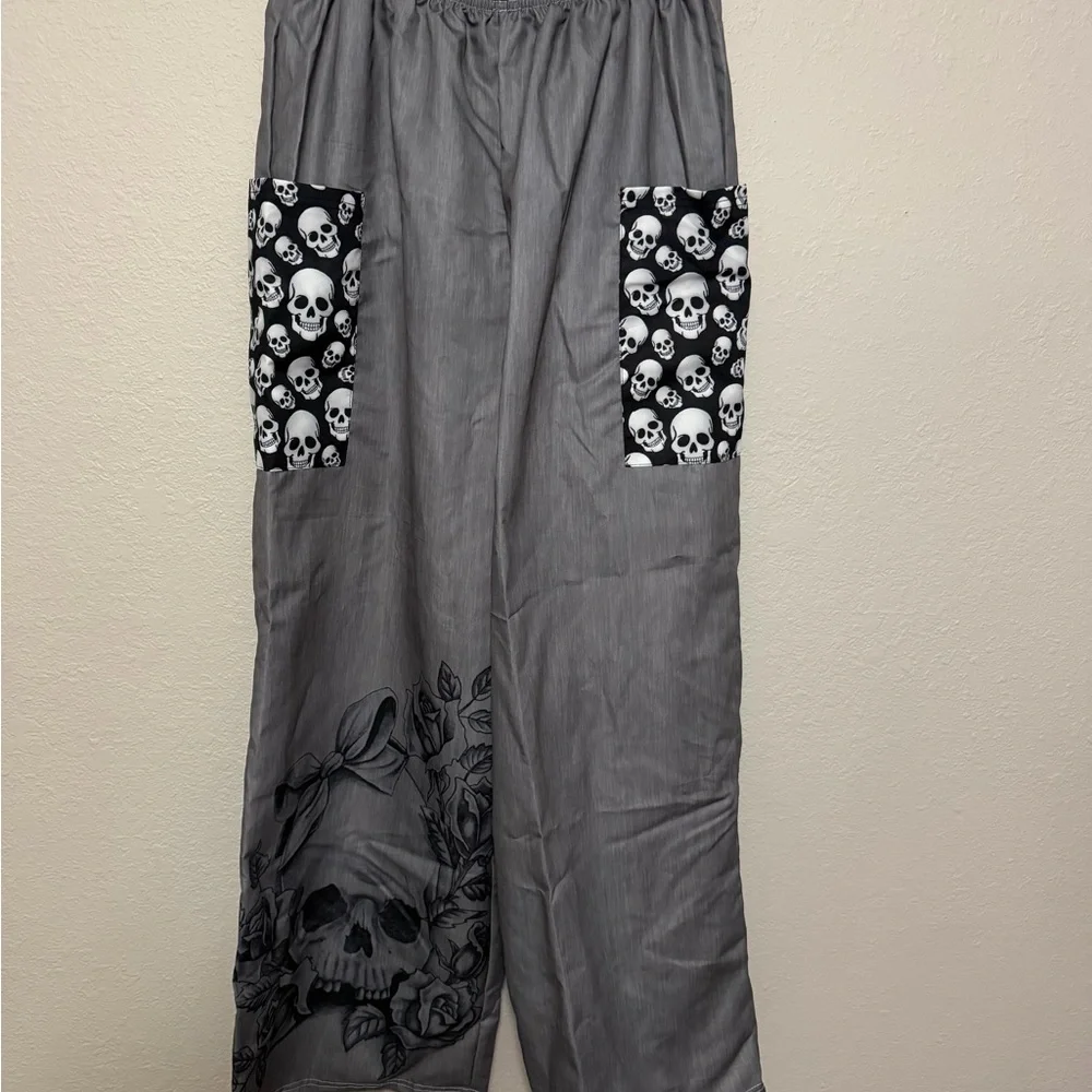 Gray Skull Print Pants With Pockets